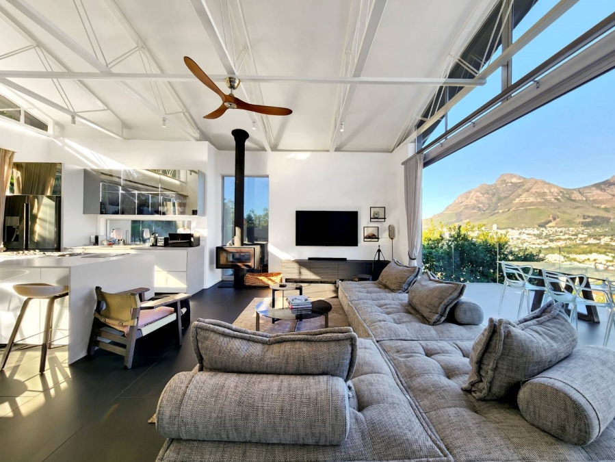 4 Bedroom Property for Sale in Tamboerskloof Western Cape